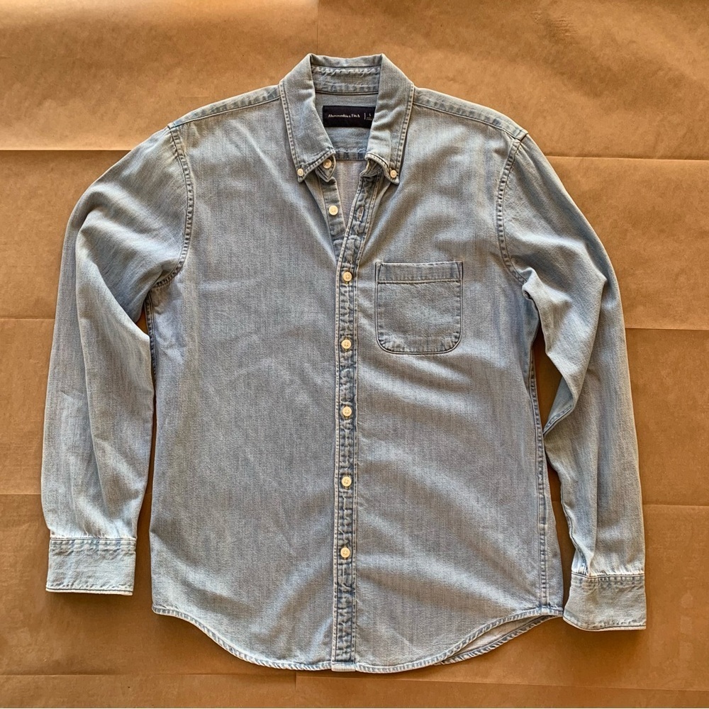 Abercrombie & Fitch Men’s Denim Button Up Woven Size Small